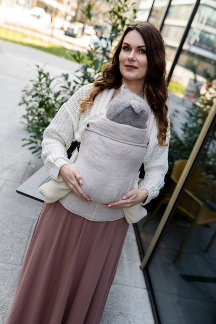 Qusy carrier / Linen Marshmallow - adjustable ergonomic carrier 