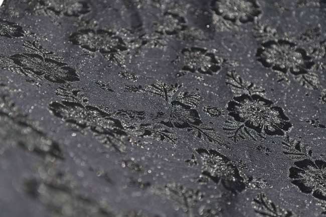 Woven Wrap Yaro Slings - Ava Duo Black Wool Silk Glam