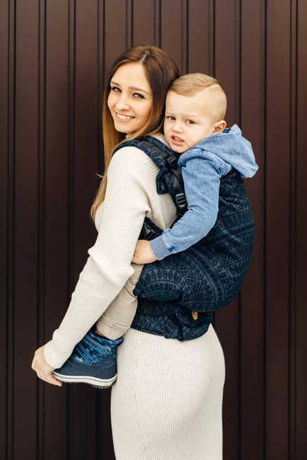 Lenny Lamb Baby carrier: LennyPreschool: Peacock's Tail Sublime