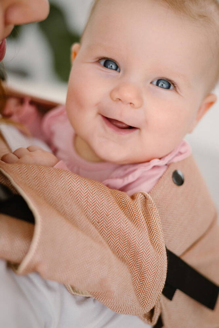 Kavka MultiAge Pro: Hazelnut Twill
