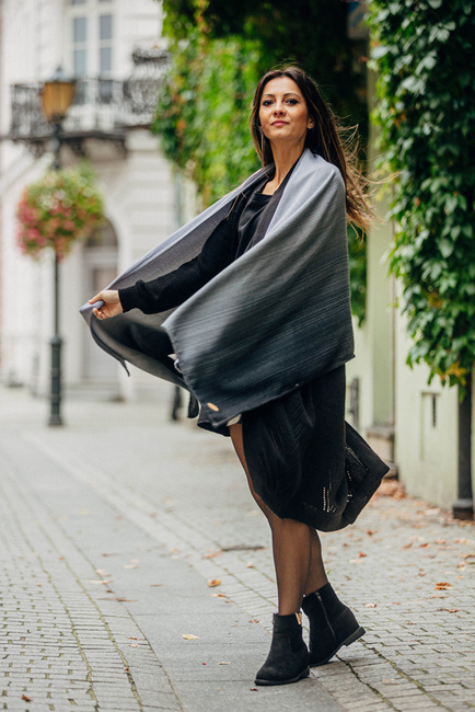 Shawl made of wrap fabric LennyLamb - Little Herringbone Ombre Grey