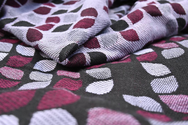 Chusta tkana Yaro Slings - Petals Duo Black Purple Hemp