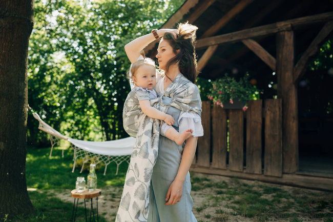 LennyLamb Ring Sling - Rainforest Serene