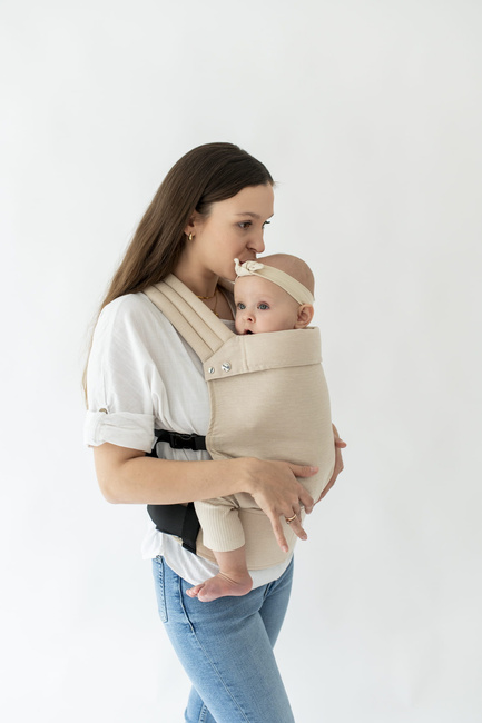 Qusy adjustable ergonomic carrier  2.0 - Sand Twill Bamboo