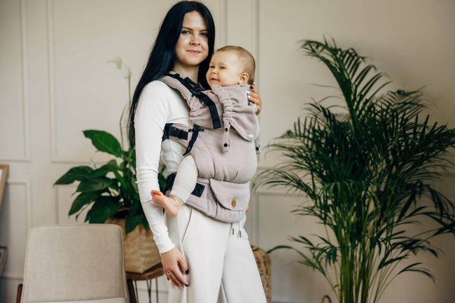 Nosidełko LennyLamb - LennyUpGrade: Jodełka Almond