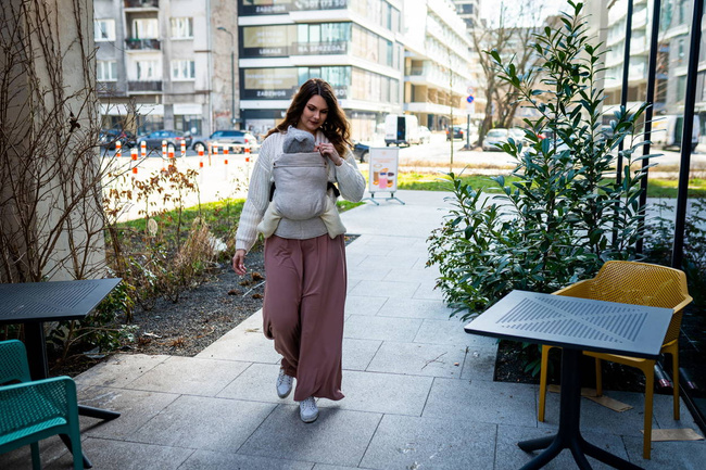 Nosidełko regulowane Qusy - Linen Beige 2.0