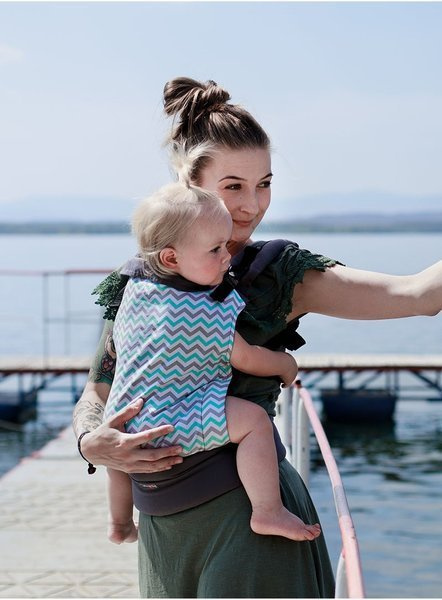 Nosidełko Kinder Hop Basic: Turquoise Zig Zag