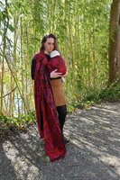 Chusta tkana Yaro Slings - Ava Trinity Black Sangria Rainbow Wool