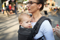 Nosidełko Kavka Multi-age Mono Herringbone