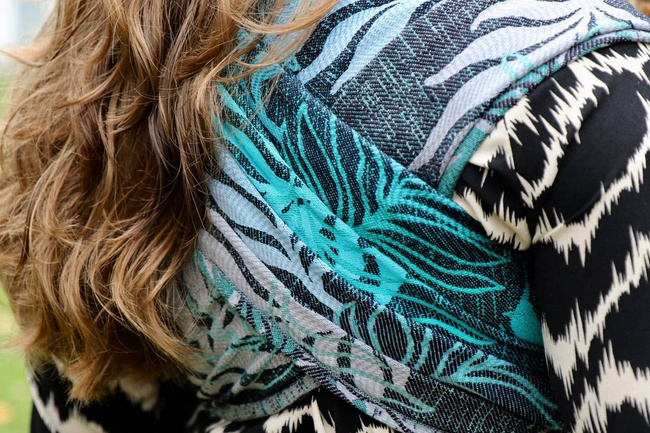 Woven Wrap Yaro Slings - Oasis Duo Aqua Grad Emerald Navy Wool