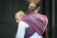 Chusta tkana Yaro Gravity Duo Aqua Grad Orange Violet Tencel