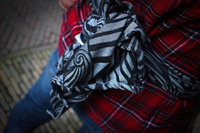 Chusta tkana Yaro Slings Dandy Black Natural Wool