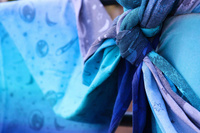 Chusta tkana Yaro Slings - Cosmos Aqua Grad Black