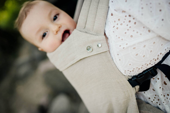 Nosidełko regulowane Qusy - Linen Casual