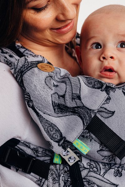 Lenny Lamb Baby carrier: LennyUpGrade: Time (with skull)