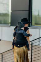 LennyHybrid Half Buckle Carrier - Peacock's Tail Pitch Black