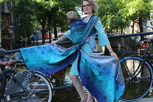 Chusta tkana Yaro Slings - Cosmos Aqua Grad Black
