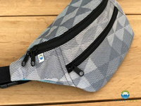 Saszetko-nerka Little Frog - Navy Illusion - Grey