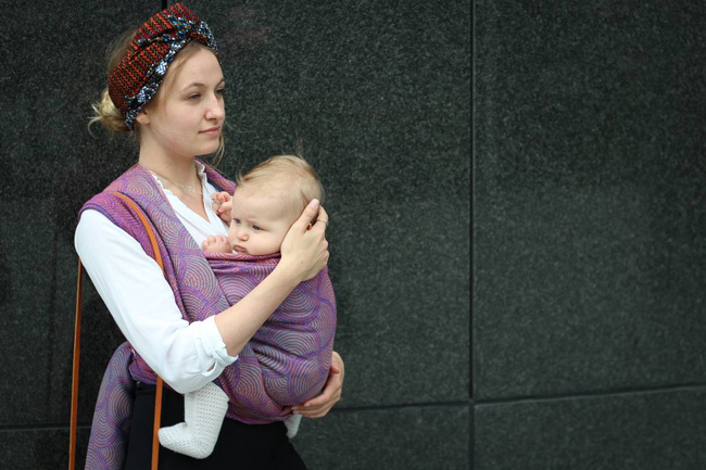 Chusta tkana Yaro Gravity Duo Aqua Grad Orange Violet Tencel