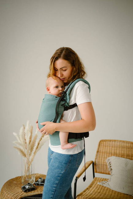 Baby carrier Kavka Essence: Light Green