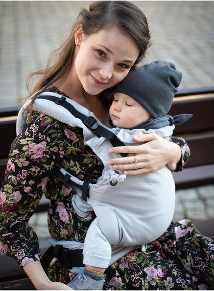 Kinder Hop Multi Soft Carrier: Little Herringbone Ecru