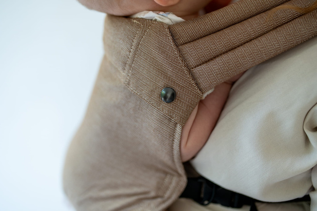 Baby Carrier Qusy Mini 2.0 - Walnut Twill Bamboo