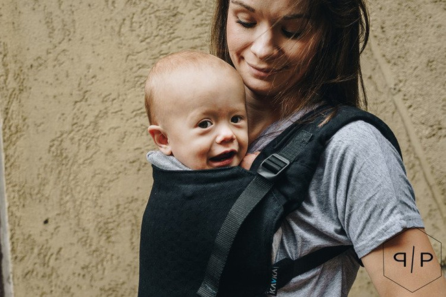 Nosidełko Kavka Comfort Black Dream