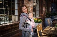 Nosidełko Kavka Multi-age rose quartz watercolor