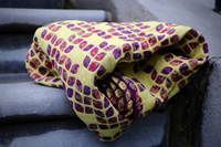 Chusta tkana Yaro Sling - Petals Ultra Yellow Red Violet Wool Linen