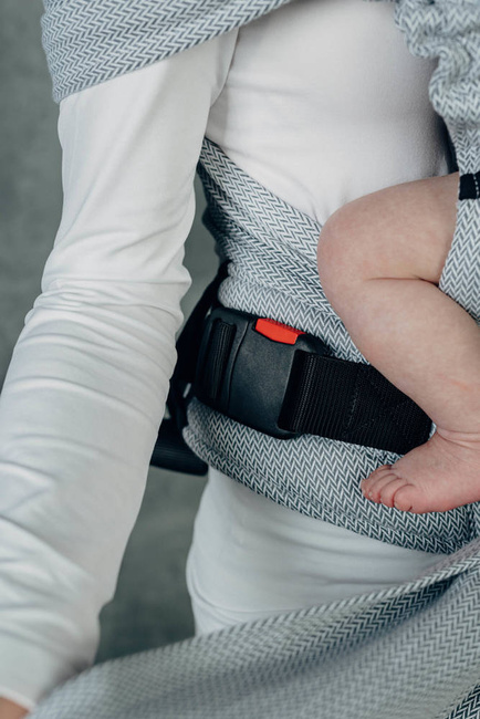 LennyHybrid Half Buckle Carrier - Little Herringbone Grey