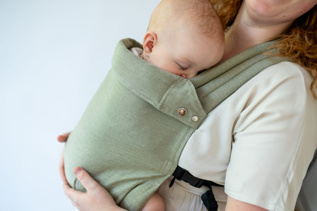 Qusy adjustable ergonomic carrier  2.0 - Olive Twill (Bamboo, Linen, Cotton)