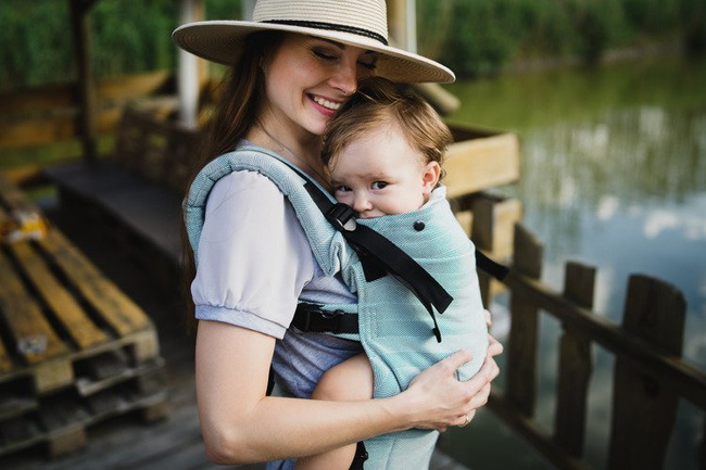 Nosidełko Kavka Multi-age Lagoon herringbone