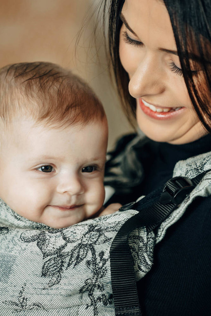 Lenny Lamb Baby carrier: LennyUpGrade Herbarium Roundhay Garden