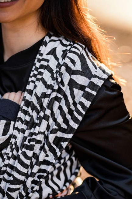Chusta tkana Be Lenka - Zebra Black&White