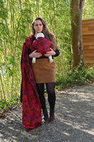 Chusta tkana Yaro Slings - Ava Trinity Black Sangria Rainbow Wool