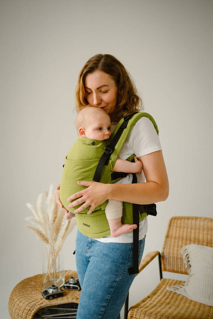 Baby carrier Kavka Multi-Age Magnetic: Granny Smith Linen