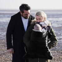 CuddleCo - 2 in 1 baby carrier cape and stroller liner