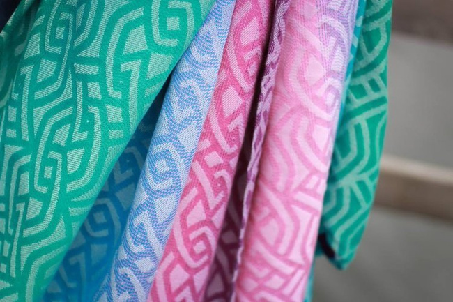 Chusta kółkowa Yaro Braid Spring Sunrise Grad Repreve