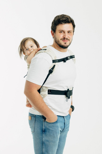 LennyLamb Baby carrier: LennyUpGrade: Jurassic Park Ice Desert