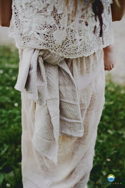 Chusta tkana Little Frog - Natural Wildness