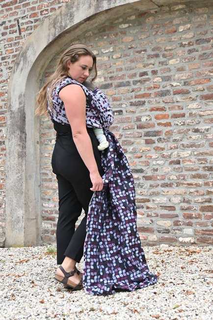 Chusta tkana Yaro Slings - Petals Duo Black Purple Hemp