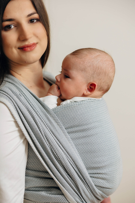Basic Line Baby Sling Lenny Lamb - Little Herringbone Grey