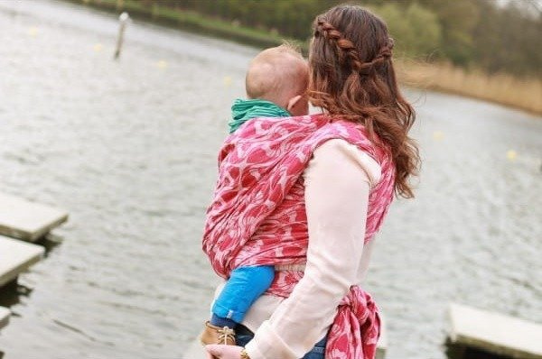 Chusta tkana Yaro Slings La Fleur Fuchsia Flame