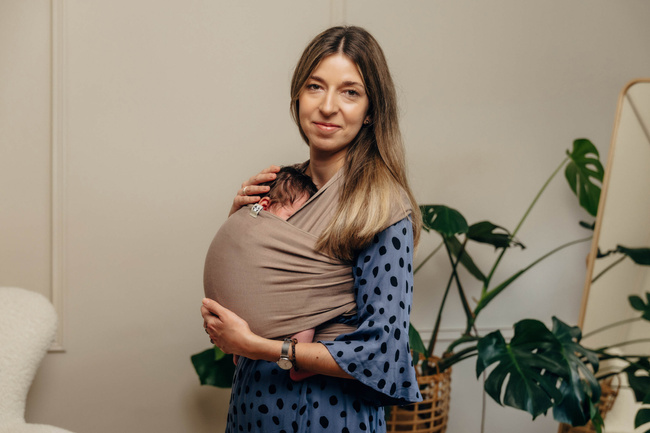 LennyLamb Stretchy/Elastic Baby Sling - Mocha (5m.)