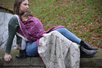 Woven wrap Yaro Nova Ultra Raspberry Straw Modal