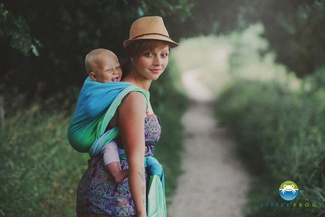 Chusta tkana Little Frog Morski Bazzyt