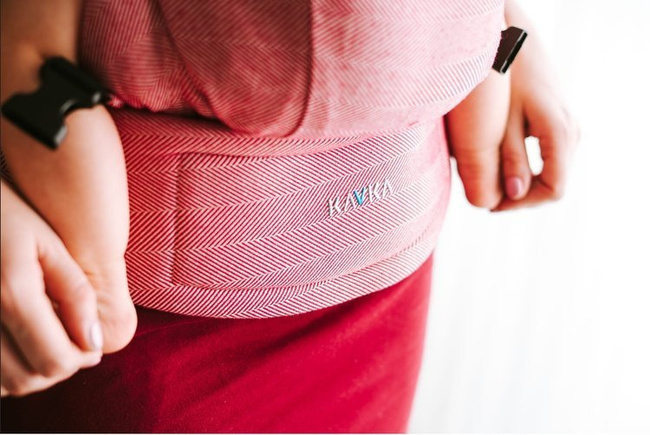 Baby carrier Kavka Multi-age: Strawberry Herringbone