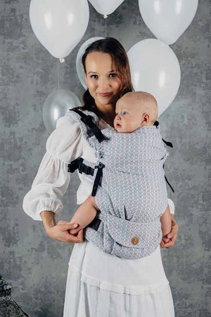 Lenny Lamb Baby carrier: LennyUpGrade LittleLove Destiny