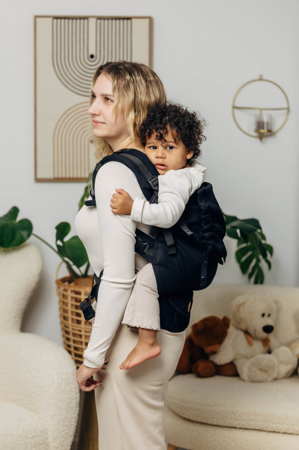 Nosidełko LennyLamb - LennyPreschool: Mała Jodełka Czarny Heban