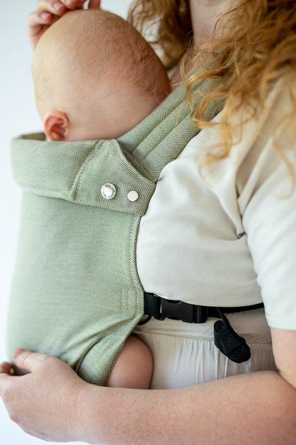 Qusy adjustable ergonomic carrier  2.0 - Olive Twill (Bamboo, Linen, Cotton)
